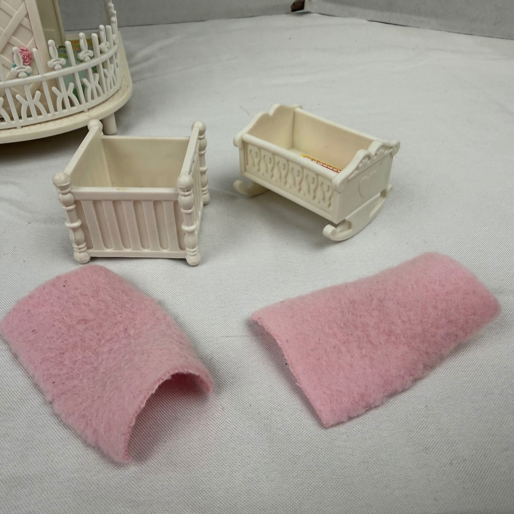 Vintage Fisher-Price Precious Places Baby's Nursery Cottage 5161 Boxed Set 1989 - Picture 7 of 16
